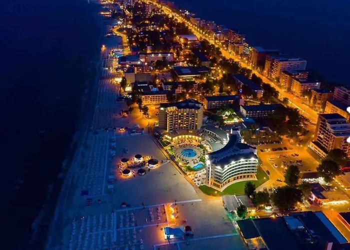 Blue Mirage Mamaia Luxury Apartment