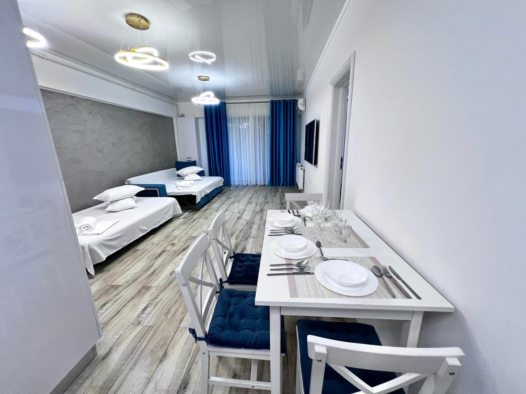 Blue Mirage Luxury Apartment Mamaia